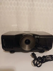 BenQ SH940 Digital DLP Projector - Picture 1 of 7