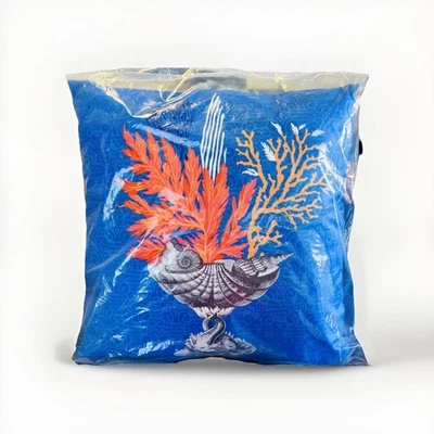 Almohada Fragonard Parfumeur Hogar - Azul Vibrante con Carcasa y Tema Coral 17" Nueva Foto 1 de 4