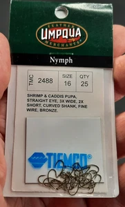Tiemco TMC #2488 taglia 16 ganci ganci curvi a secco Pupa Fly legatura ganci codice 52 - Foto 1 di 6
