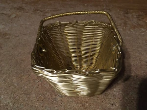 VINTAGE BRASS BASKET SQUARE WOVEN 3" X 3" X 2 1/2" / WRONGWAY052 - Picture 1 of 4