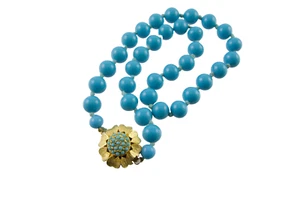 De colección. Collar de cuentas de vidrio turquesa azul aguamarina anudado a mano elegante broche tono dorado - Imagen 1 de 12
