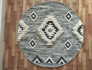 Handwoven Black Handwoven Southwest Moroccan Wool FlaWeave Kilim wool Round Rug - Picture 1 of 7
