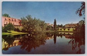 University of Nevada Reno Campus View of Manzanita Lake Postcard - Picture 1 of 2