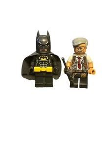 Lego DC Super Heroes Batman sh415 Commissioner Gorgon coltlbm07 Minifigures - Picture 1 of 3