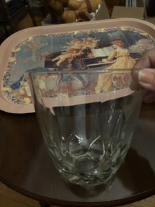 6 In Wide Mouth Clear Heavy Vase 6 In Tall Nice! - Picture 1 of 4