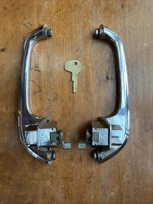 BMW 2002 Tii Ti E10 RH And LH Outer Door Handle OEM 1968-1976 With key - Image 1 of 4