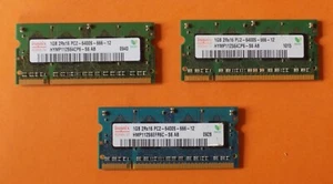 Lot de 3 Barrettes Ram DDR2 Hynix 1Gb PC2-6400S 666 2Rx16 HYMP112S64CP6-S6AB - Photo 1/2