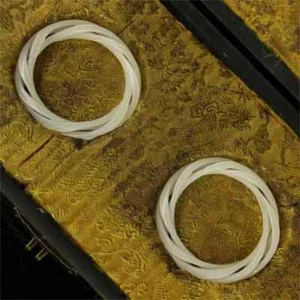 70mm Rare Old China Dynasty Natural White Jade Bracelet Pair Wood Box - Picture 1 of 9