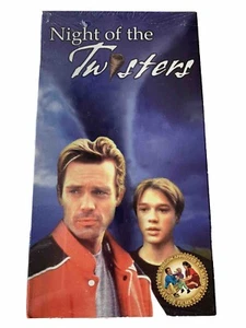 New Sealed Night Of The Twisters VHS Devon Sawa John Schneider 1996 RARE OOP - Imagen 1 de 10