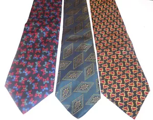 LOT (3) VINTAGE BURBERRYS Men's 100% SILK TIES/ELEGANT MULTICOLOR GEOMETRIC-RARE - Picture 1 of 8
