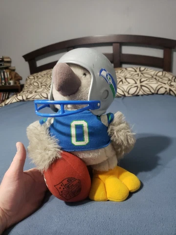 Vintage 1983 NFL Huddles Seattle Seahawks 7" Plush Toy Tudor Games 80'S RARE Cover