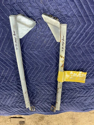 1971 1972 1973 1974 DODGE CHARGER SUPER BEE ROAD RUNNER DRIVER DOOR GLASS TRACKS - Image 1 of 4