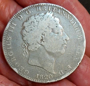 CORONA DE PLATA GEORGE III 1820 INCLUSO DESGASTE DETALLE TRANSPARENTE SPINK 3787 CR34 - Imagen 1 de 5