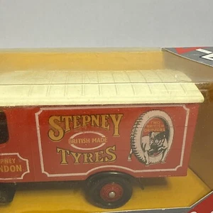 CORGI CLASSIC Stepney Tyres Tires Delivery Truck C931 Limited Edition 1985 - Picture 1 of 8