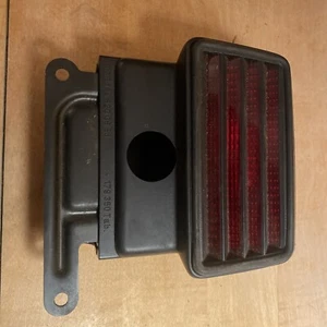 Mercedes Benz S 124 3. Luz de freno modelo T COMBI portón trasero RARO NML - Imagen 1 de 5