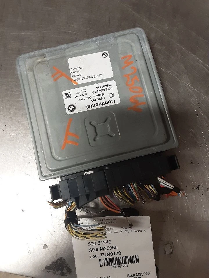 Engine ECM Electronic Control Module Sedan Fits 07-10 BMW 323i 601724 Foto 1 de 4