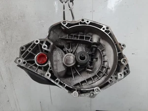 Vauxhall Meriva Mk1 (A) 2009 1,4 L gasolina 5 velocidades caja de cambios manual F13 W429 - Imagen 1 de 6