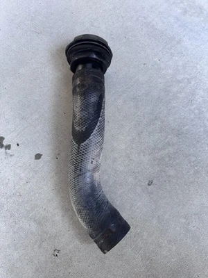 Manguera de combustible Yamaha VXR 1800 1.8 Waverunner y tapa 🇺🇸 13 Foto 1 de 3