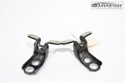 2025 CHEVROLET EQUINOX FRONT LEFT DRIVER SIDE DOOR HINGE UPPER & LOWER SET OEM - Image 1 of 4