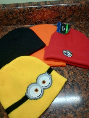 4 sombreros tobogán para niños 1- Minions 3- varios Foto 1 de 4