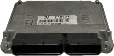 Centralina motore ecu per modello SKODA FABIA I serie codice: 047906033C 2004 - Immagine 1 di 4