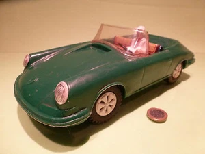 PLASTIC PLASTIK PORSCHE 911 CONVERTIBLE - 1:16? - EXTREMELY RARE - GOOD COND. - Imagen 1 de 11