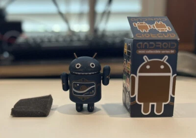 Android Mini Collectible Vinyl Figure series 4 Astronomiton by Andrew Bell - Image 1 of 4