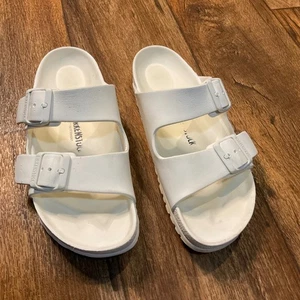 Birkenstock Arizona Essentials White Size 39 EVA 8 US Slide Buckle Adjustable - Picture 1 of 7