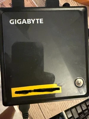 Gigabyte GB-BXBT-2807 Celeron N2807 1,58 GHz seconda mano | Vendi - Immagine 1 di 3