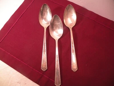 Conjunto de 3 colheres Mary Stuart Silverplate 1927 ONEIDA SILVER TUDOR 8 1/8” - Imagem 1 de 4