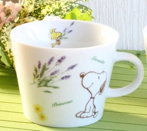 Taza taza de porcelana Peanuts Snoopy diseño hierba lavanda 340 ml hecha en Japón - Imagen 1 de 4