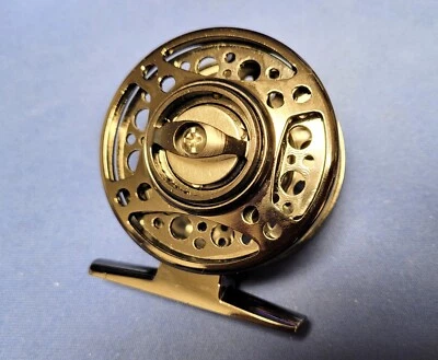 Carrete de mosca pequeño, eje grande con cuerpo de aluminio fundido a presión Foto 1 de 4