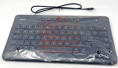 Teclado con cable Belkin B2B124 certificado Apple MFi para iPads y conector Lightning Foto 1 de 4