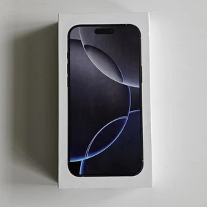 iPhone 16 Pro Max 1 To débloqué neuf - Photo 1 sur 5