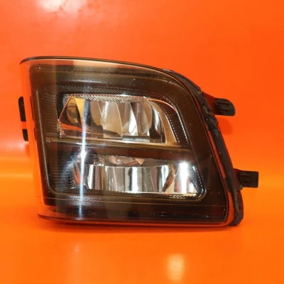 Faro antiniebla izquierdo bmw 740 750 led 2009-2012 2013 2014 2015 6317 7311288 oem Foto 1 de 4