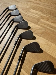 Titleist 716 AP1 Iron Set 5-PW. Mitsubishi Kuro Kage 65g Regular Flex Graphite - Picture 1 of 9