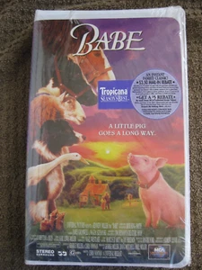 BABE 1995 VHS SEALED VINTAGE BRAND NEW - Picture 1 of 2