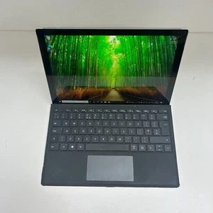 Surface Pro 5 Core i7-8650 1.90GHz 8GB RAM 256GB SSD 12.1in W10Pro - 67% Battery - Picture 1 of 13