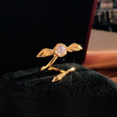 Golden Snitch Spinner 18K 镀金精致天使翅膀开口戒指圣诞礼物 — 第 1/4 张图片