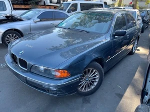 BMW 5 SERIES E39 09/97-10/03 A/C CONDENSER 8378438 - Picture 1 of 12