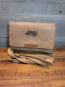 Bolso Bandolera Kilim Vintage Tostado para Mujer Minnetonka Pequeño Marrón Mancha En la Parte Frontal - Imagen 1 de 8