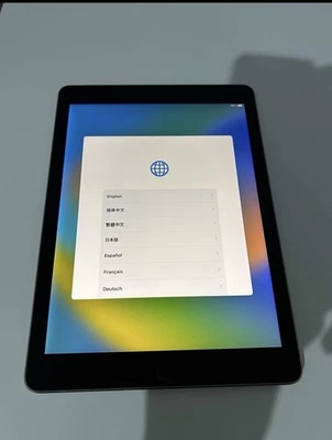 Apple iPad Pro 1st Gen. 128gb Wi-Fi 4G9.7 in - Space Grey - Image 1 of 4