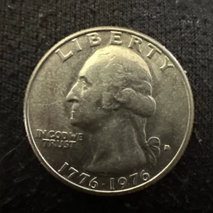 1776-1976 D US Bicentennial Quarter, Rare filled Mint Mark Regular - Picture 1 of 2