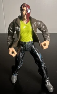 Marvel Spider-Man PETER PARKER ToyBiz Figure 1999 - Picture 1 of 4