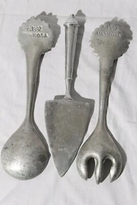 Vintage 1992 Mariposa Metallwaren Sonnenblume Salat Löffel & Gabel Set & Kuchenheber 10,5" - Bild 1 von 5