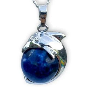 Collar colgante de delfín esfera de sodalita azul - Imagen 1 de 3