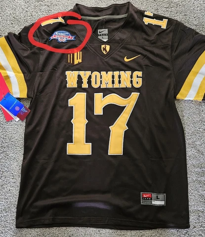 NEW! JOSH ALLEN #17 WYOMING COLLEGE BILLS JERSEY STITCHED FIRST BOWL PATCH LARGE Cover