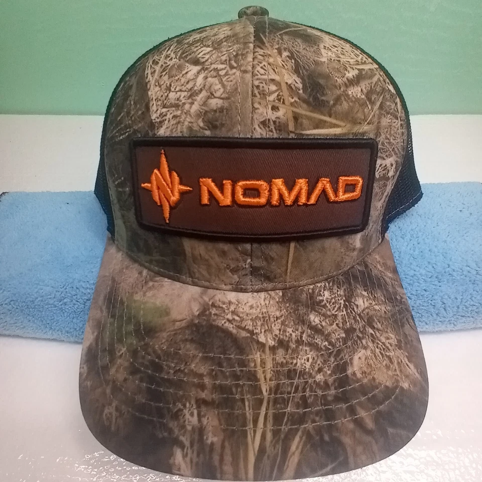 Nomad Mossy Oak Camo Snapback Hunting Baseball Cap Half Mesh NWT - Image 1 of 4