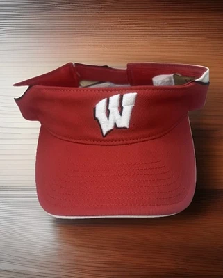 Wisconsin Badgers Hat One Size Mens Red Reebok Heisman Visor Badger - Image 1 of 4