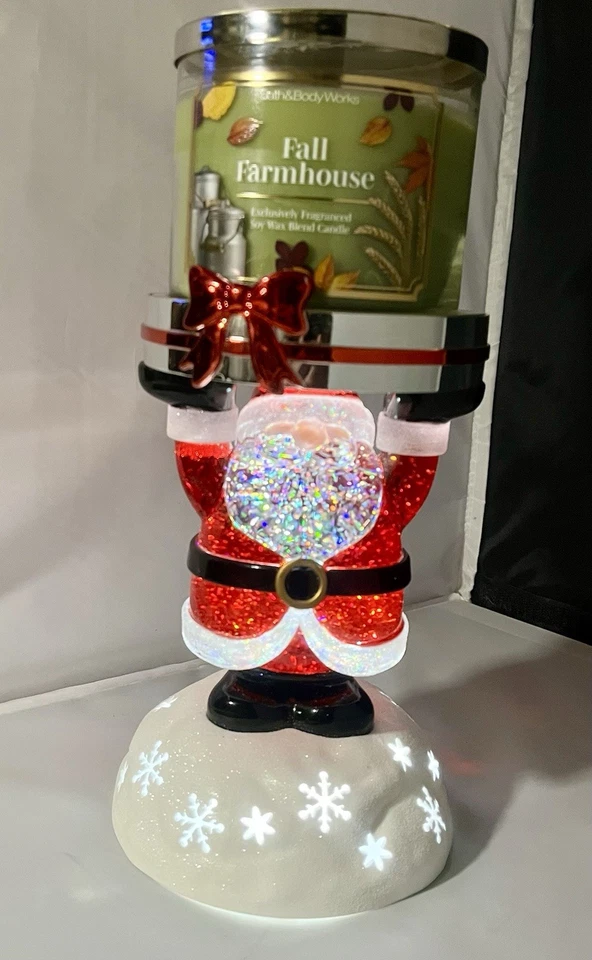 Candelabro globo de agua Bath and Body Works 2022 Light Up Sparkle Santa Foto 1 de 4